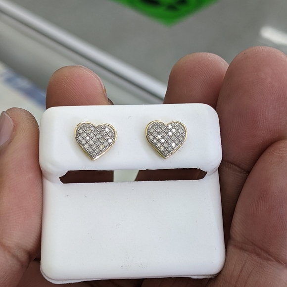 Real Diamond Heart Earring 10kt Gold